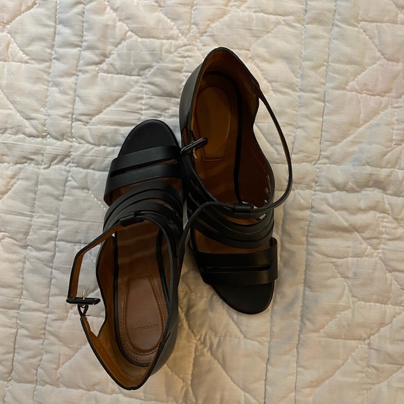 Givenchy AUTHENTIC black chunky heel sandals, size 10, gently worn - Picture 5 of 9